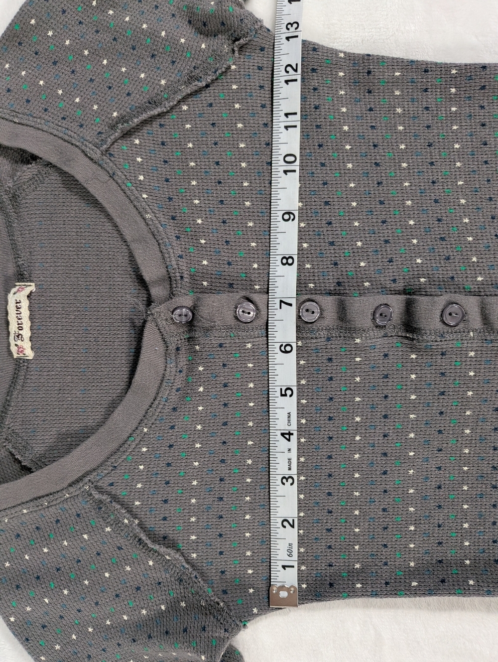 ❤️ Forever 21 Star Pattern Gray Fitted Henley Knit Top Size XS/S - Picture 6 of 10